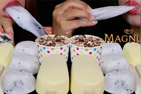 黑芝麻奶油蛋糕！一口一口糯唧唧！！！视频封面
