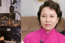 宋妍霏妈妈是富家女！30年前奢侈包包背到手软，穿皮靴短裤超时髦视频封面