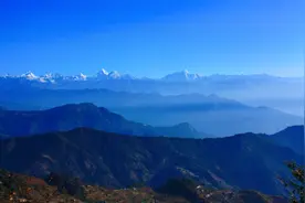 山行无晨暮，日暝崖谷昏。——出自范祖禹《资州路东津寺》视频封面