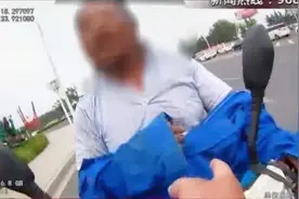 宿迁大叔交通违法后嘴巴支支吾吾，装聋哑人，交警一招识破视频封面