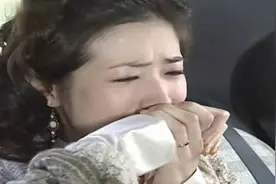 传闻中的七公主：还没分享怀孕的喜悦，丈夫就要说离婚，美七痛哭视频封面