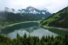 大河上下，顿失滔滔，山舞银蛇（毛泽东）视频封面