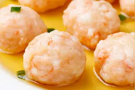 买来的虾滑太贵了，教你纯手工无添加自制虾滑，鲜美Q弹有筋道！