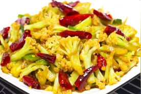 炒花菜不入味？多数少了这1步，教你懒人做法，上桌全家抢着吃