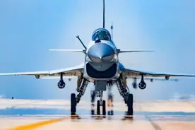 中国用行动力挺伊朗，4000亿合作大单已签署，歼10也开放采购视频封面