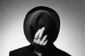 比恒大还牛！最隐形富豪谋划上市，下一个中国首富？视频封面