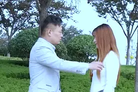 搞笑：世界性问题，如何把直男掰弯？这样做会不会分手视频封面