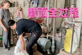 农村小伙洗完麦子，去集市上磨面，来看磨面全过程