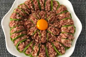 年夜饭用萝卜做一道“花开富贵”，好看好吃有营养，做法还很简单视频封面