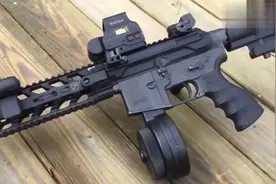 全自动M16A1安装9MM消声筒，一梭子弹打得爽，精准度可以视频封面