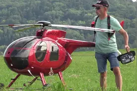 造价15万！自制直升机模型，重量近百斤，没想真能飞视频封面