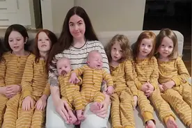 母亲用7年生了8个孩子，家有8宝是什么感受？快来体验一下视频封面