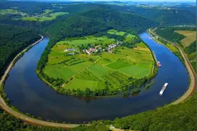 3小时轻松音乐：这是黄昏的太阳，我们却把它当成了黎明的曙光。视频封面