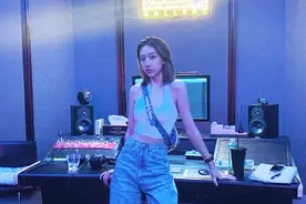 FreeC黑历史被爆出，女强人人设崩塌？果然是人红是非多！