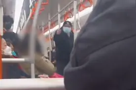 上海地铁女子挤座出言歧视外地人 黑衣大哥挺身而出霸气回怼视频封面