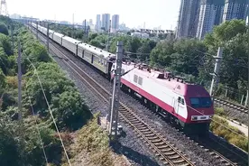 全程1314公里耗时14时11分， 泰州开往北京的T216次南仓正线通过视频封面