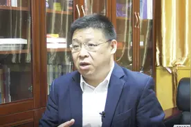 李振中接受北京电视台专访   谈快餐、外卖行业发展前景视频封面