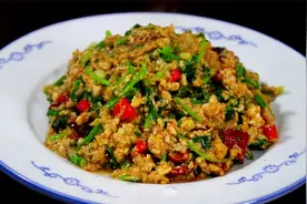 猪脑就服湖南这个特色做法，味道鲜美，十分入味，没有任何腥膻味视频封面