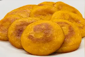 这才是南瓜饼最好吃的做法，香甜软糯不粘牙，外面买不到，太香了视频封面