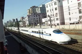 南昌开往成都的动车需要多久你知道吗？南昌-成都东D2236次列车视频封面