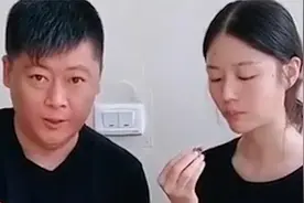 “谢永强”妻子紧急入院手术！躺病床鼻子插管，男方心疼到眼泛红视频封面
