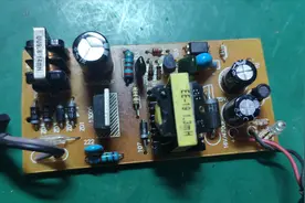 物业电工：12V2A监控电源维修，故障比较简单，新手也能轻松搞定视频封面