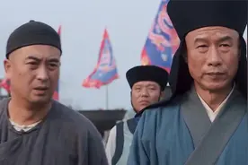 手无缚鸡之力的瘦弱秀才用一句话保护了一城的百姓免受战火视频封面