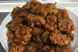 胡萝卜素丸子，做法超简单，金黄酥脆，外酥里嫩，一大盘都不够吃视频封面