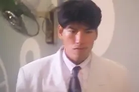 情圣：周星驰和师父联合坑蒙拐骗名场面，真的是好惨一老大！视频封面