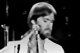 【一首老歌】Dan Fogelberg《Longer》电影《西雅图未眠夜》插曲