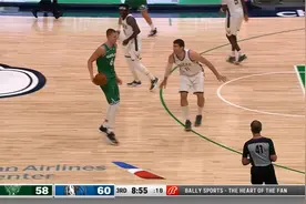 NBA集锦：波尔津吉斯26+17末节3记三分单节11分接管比赛！视频封面