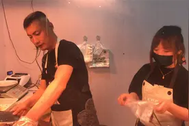 俗话说一代亲二代表三代四代不认识,源源二妹杉妹去照顾老表生意视频封面