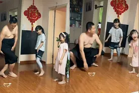 老爸穿裙子教女儿防走光，最后一举动让人笑喷：为女儿操碎了心视频封面