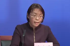 北京：亦庄荣京丽都小区采取临时管控 区域人员只进不出视频封面