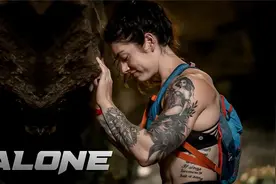 ALONE - 加拿大女武神Natasha Aughey小姐姐健身视频视频封面