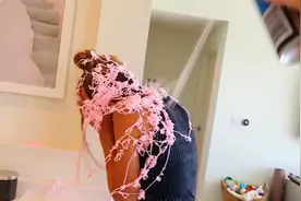 暂停挑战，土豪姐妹越玩越嗨视频封面