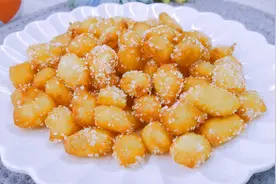 两盒酸奶做零食，简单又好吃！一口一个，又酥又香，家家都能做