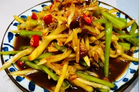 三伏天，黄瓜苦瓜靠边站，多吃它，祛除湿寒气，清爽过夏天视频封面
