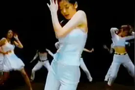 当年“血洗”大街的100首非主流神曲，听着太“羞耻”了！视频封面