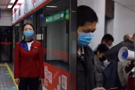地铁晚上停运后车站里都在忙些啥？值班女站长开启夜班模式告诉你