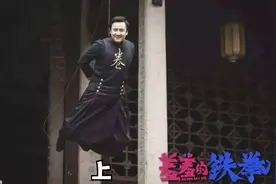打雷了的时候，千万不要在泳池里接吻。不然会互换身体！视频封面