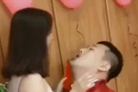爆笑：我绝不让女友去当伴娘，原因就在这视频封面