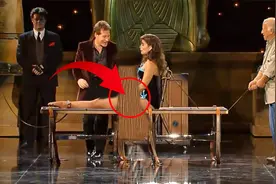 大型人体刀片分离的魔术揭秘，困惑多年终于知晓