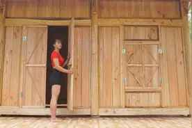 乡村美女木匠一人完成门窗设计与安装 回首就点了128赞视频封面