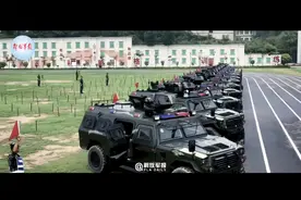 超酷！直击这场特战精兵的巅峰对决视频封面