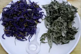脚后跟干裂干皮别怕，教你1款泡脚水，简单方便，滋润皮肤！视频封面