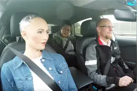 奥迪推出AI试驾机器人，全程精彩对话，网友：不买都对不起它了！