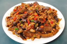 这才是肉沫茄子最好吃的做法，关键不过油，鲜香入味好吃还下饭