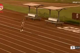 31:46.41！何巫呷创国内女子万米11年来最佳成绩视频封面