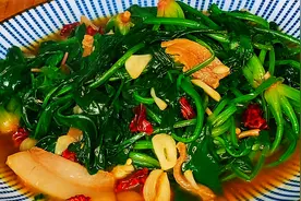 原来炒青菜也有窍门，学会这样炒，色泽透亮口感脆爽，美味又营养视频封面